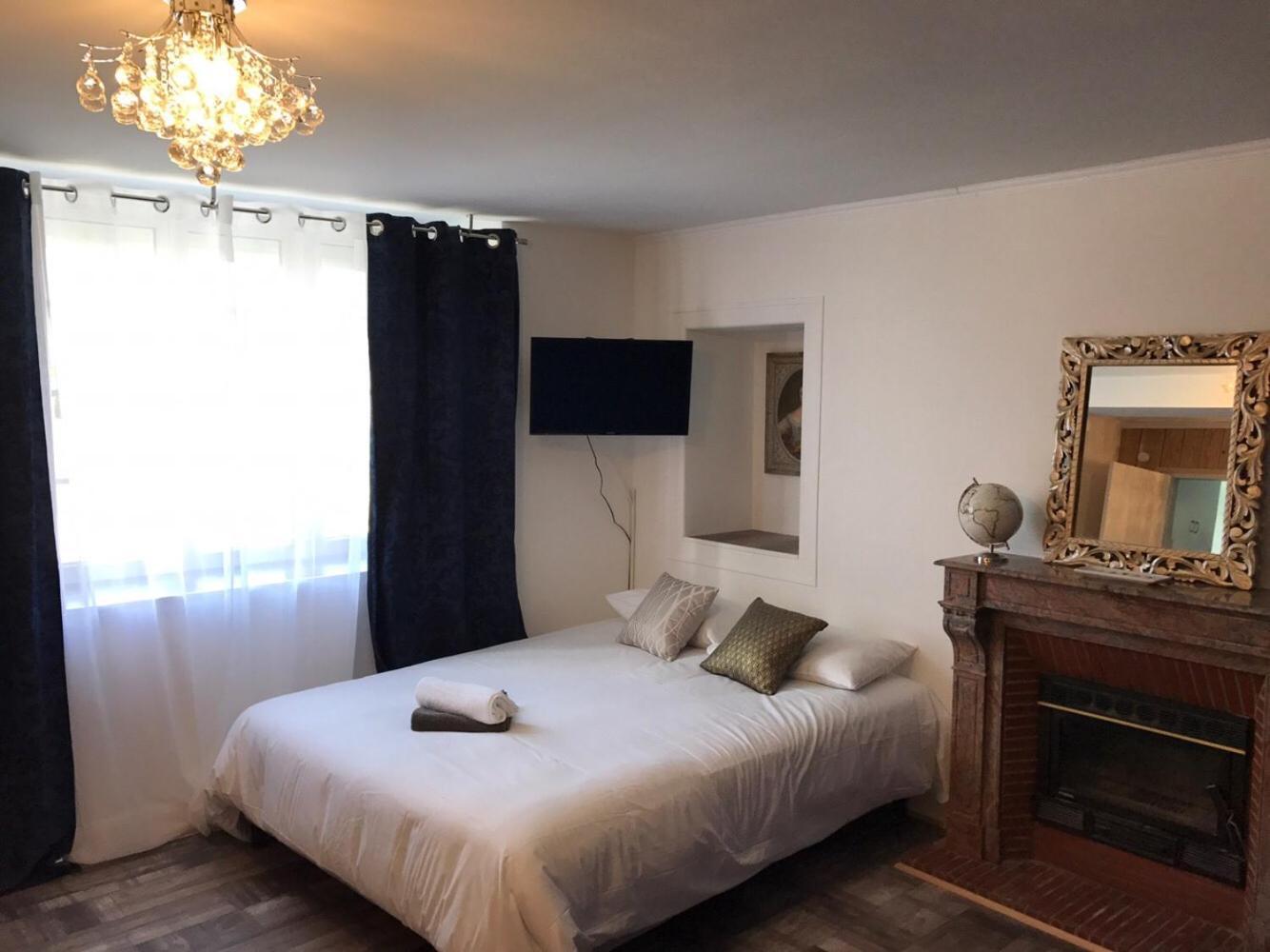L'Hostellerie De Sevremont Saint-Michel-Mont-Mercure 外观 照片